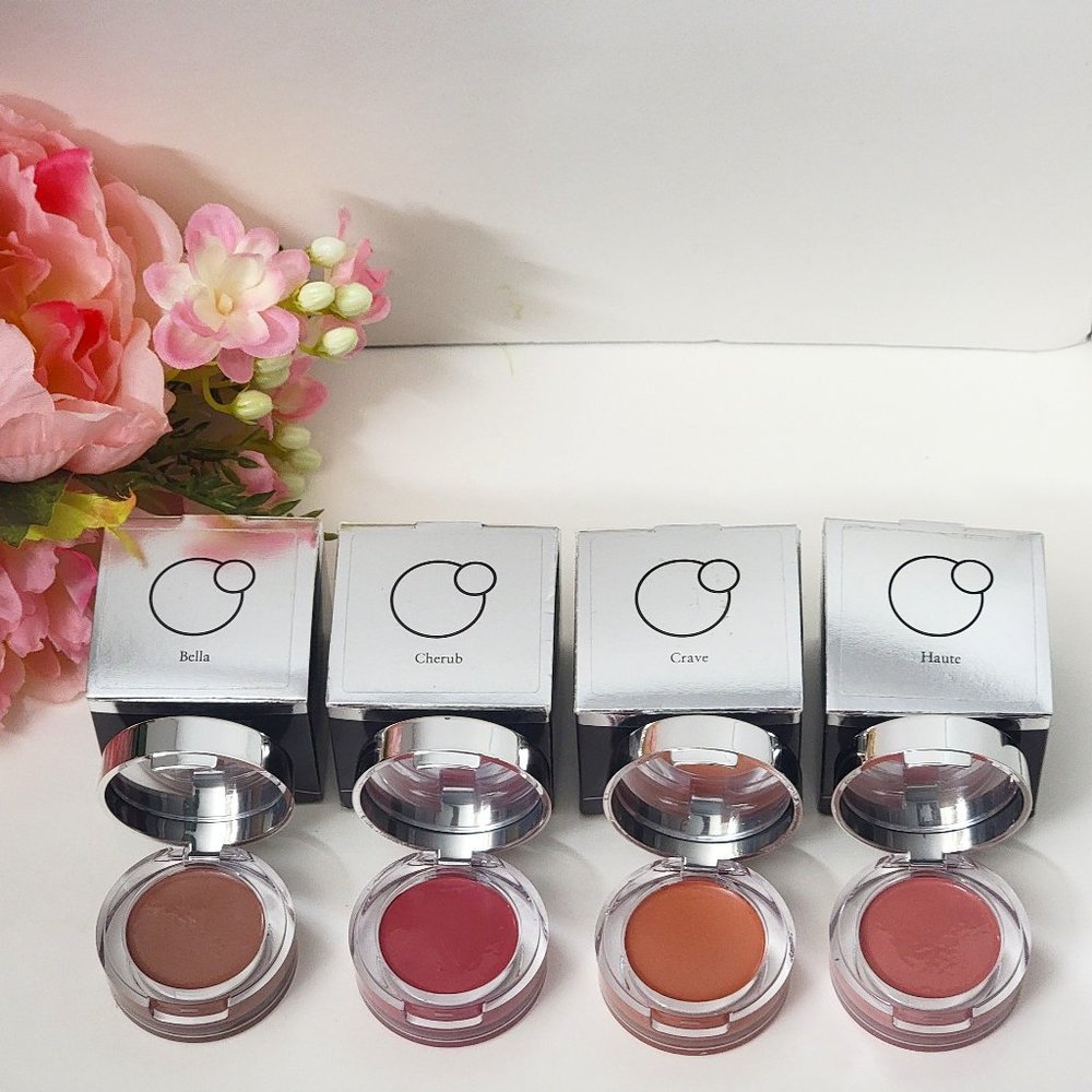 FUSION BEAUTY SCULPTDIVA Contouring & Sculpting BLUSH with AMPLIFAT (4 SHADES)